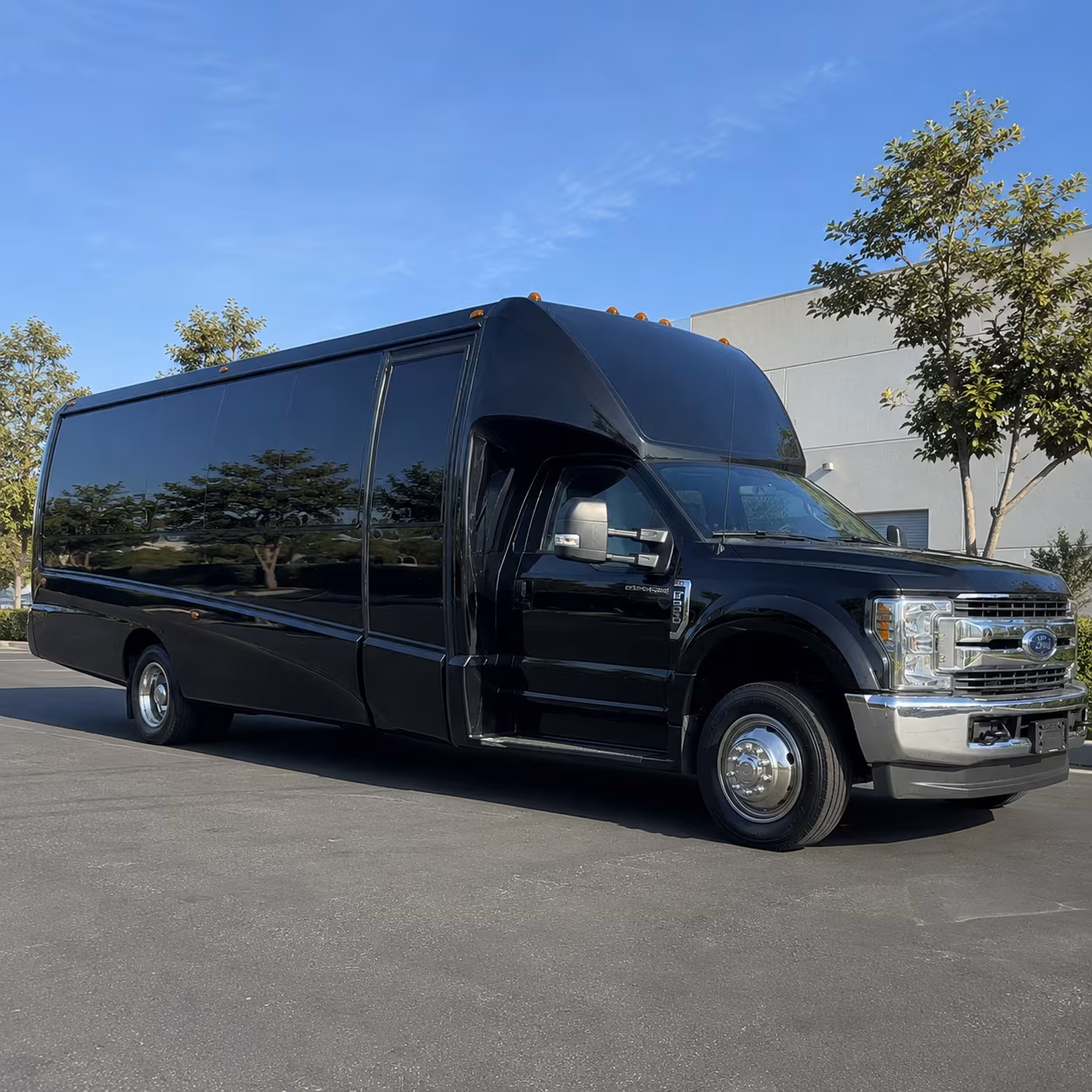 Riverside Birthday, Sweet 16, & Quinceañera Party Bus Rentals
