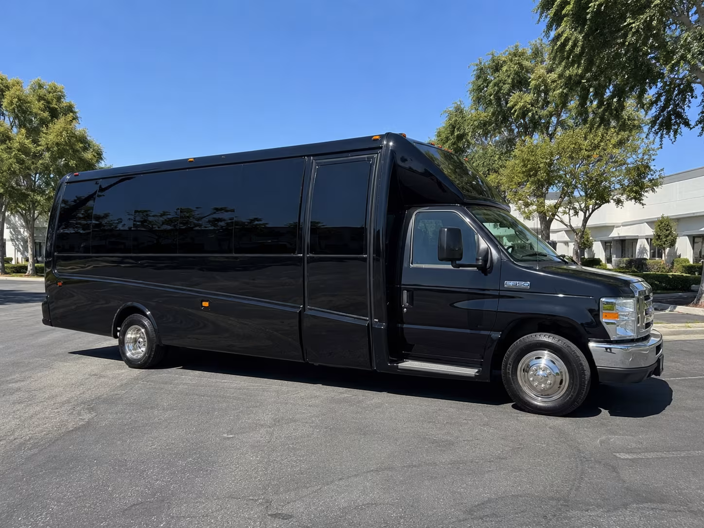 West Covina Birthday, Sweet 16, & Quinceañera Party Bus Rentals